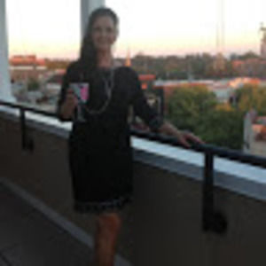 Meet your Posher, Stacy